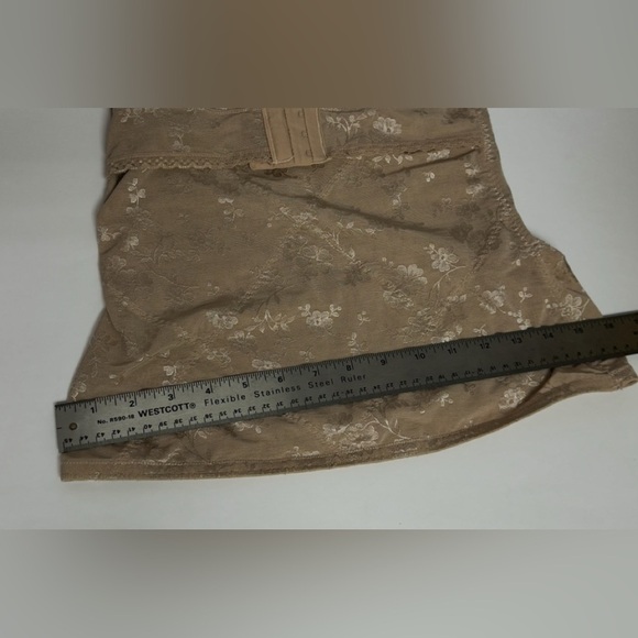 Modern Movement Shapewear Womens Medium Tan Floral Lace - Picture 8 of 11